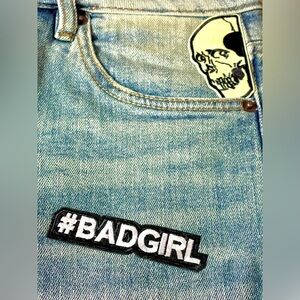 New 30 Richie Le Collection Blue Jeans with Graphic Patches